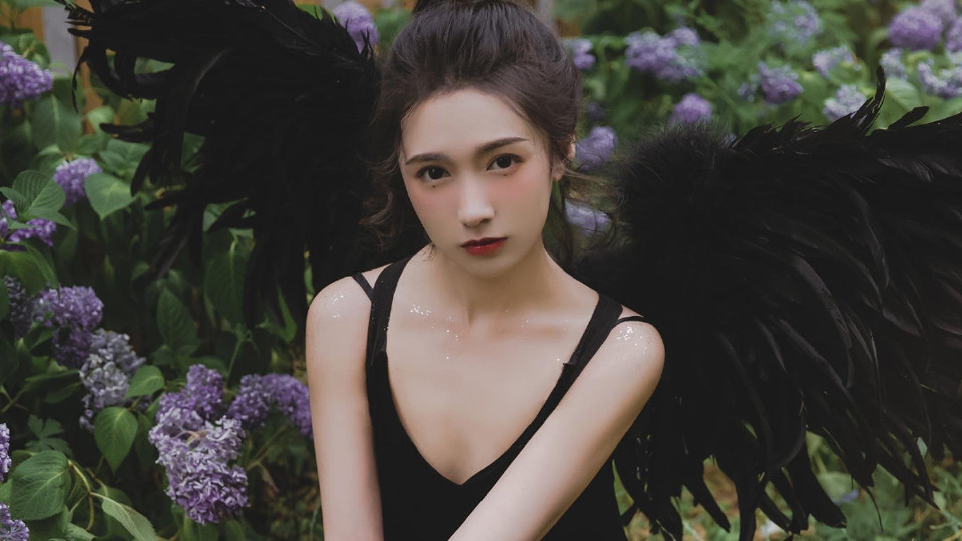 史上最“炸裂”扣篮：谁的动作让你疯狂尖叫？，扣篮劲爆的球员