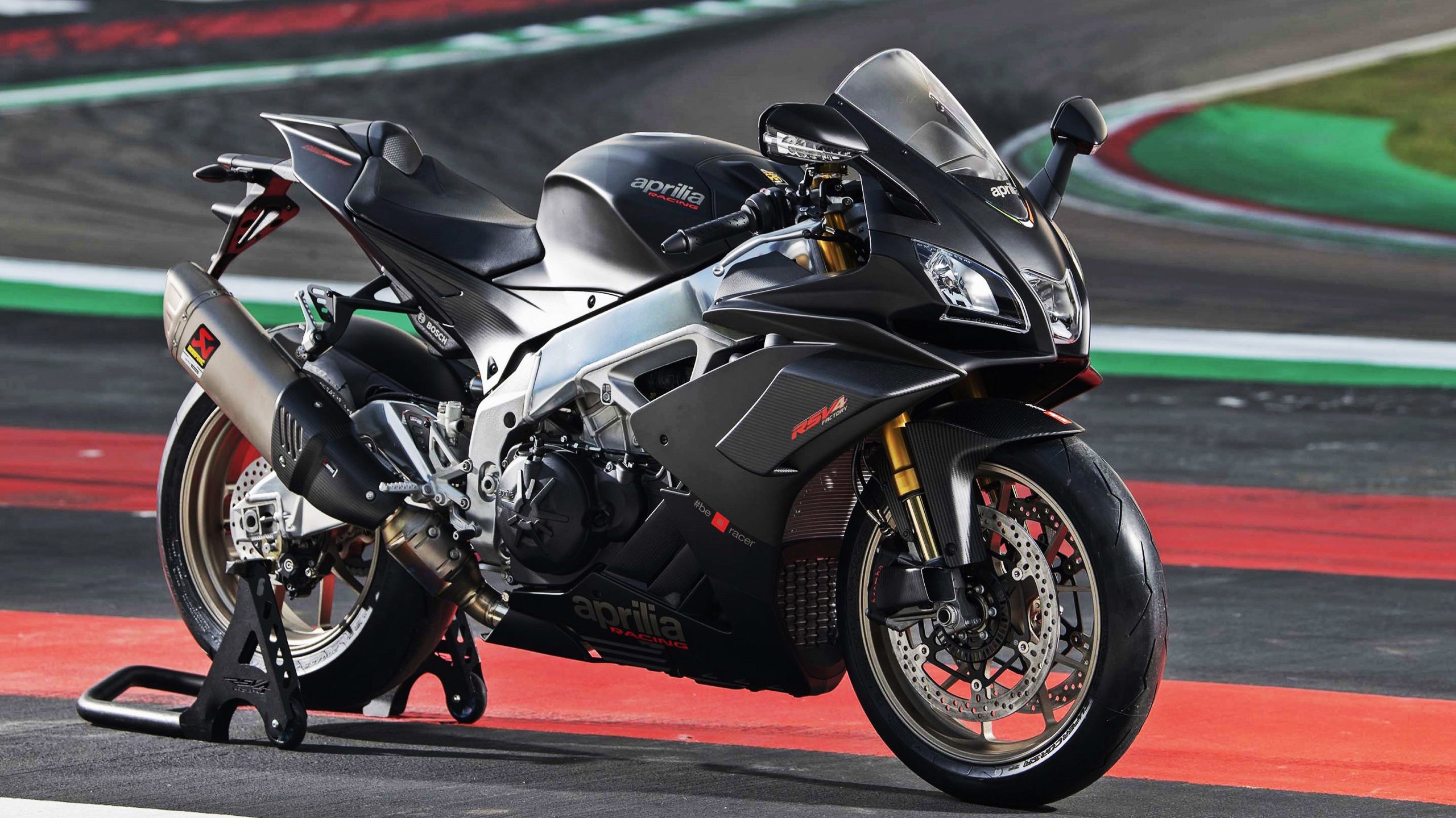 爱游戏 电竞-科特迪瓦男篮在非洲锦标赛中持续辉煌，期待追逐冠军荣光，科特迪瓦1_0南非