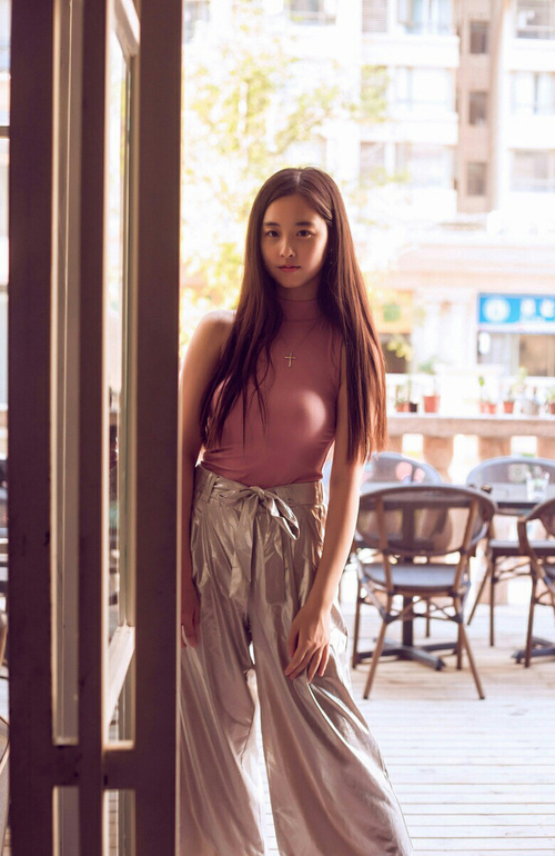 爱游戏体育（AYX）官方APP下载-霍特·巴雷特：进攻中球场视野和精准传球令全黑队如虎添翼，霍雷巴格顿