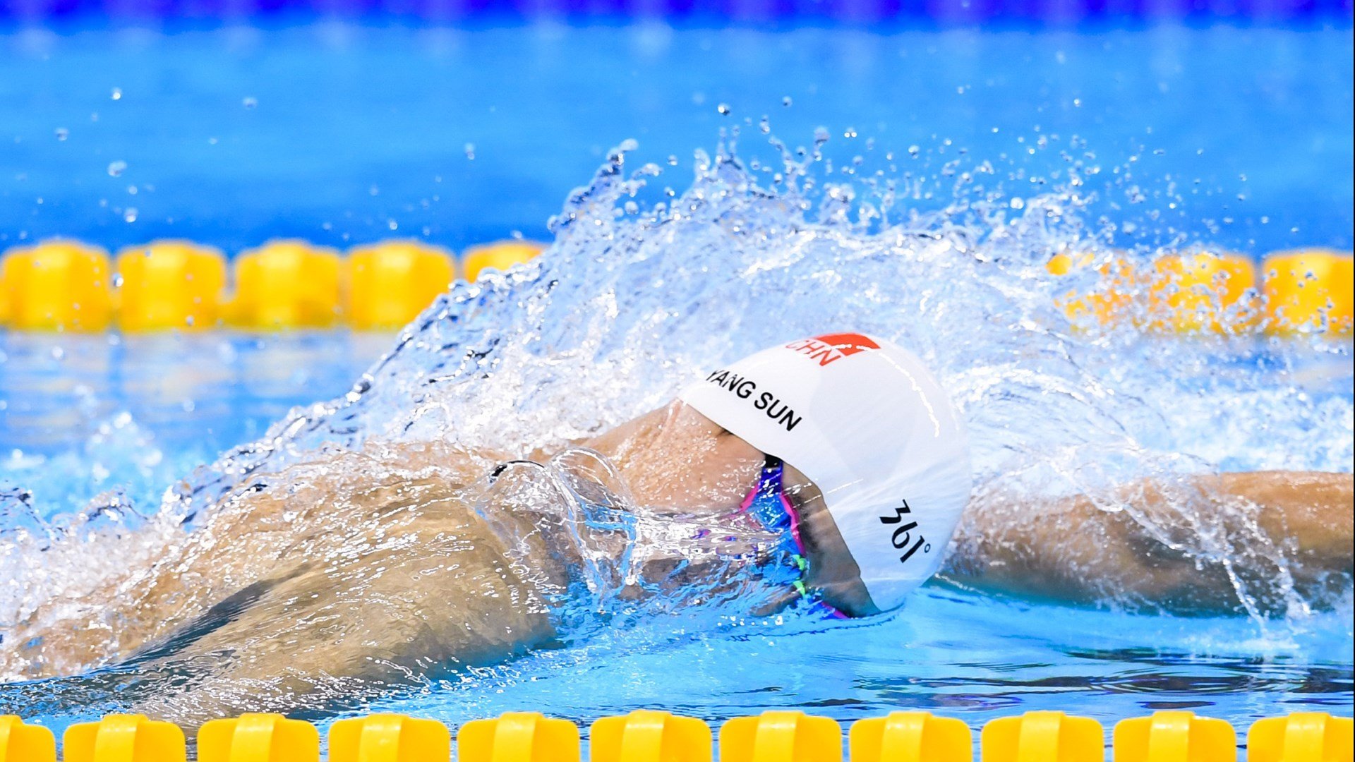 爱游戏体育入口-球场“铁墙般”的防守盛宴，防守球队